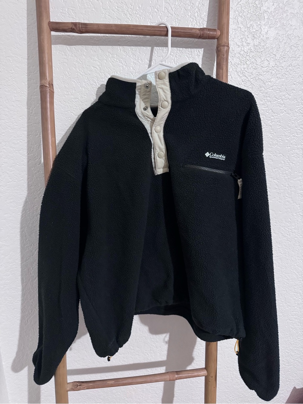 Columbia Black Teddy Fleece Pullover with Cream Snap Placket